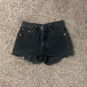 High Waisted Levi Jean Shorts